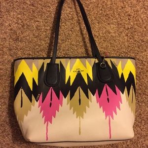 ISO COACH TRIBAL TOTE